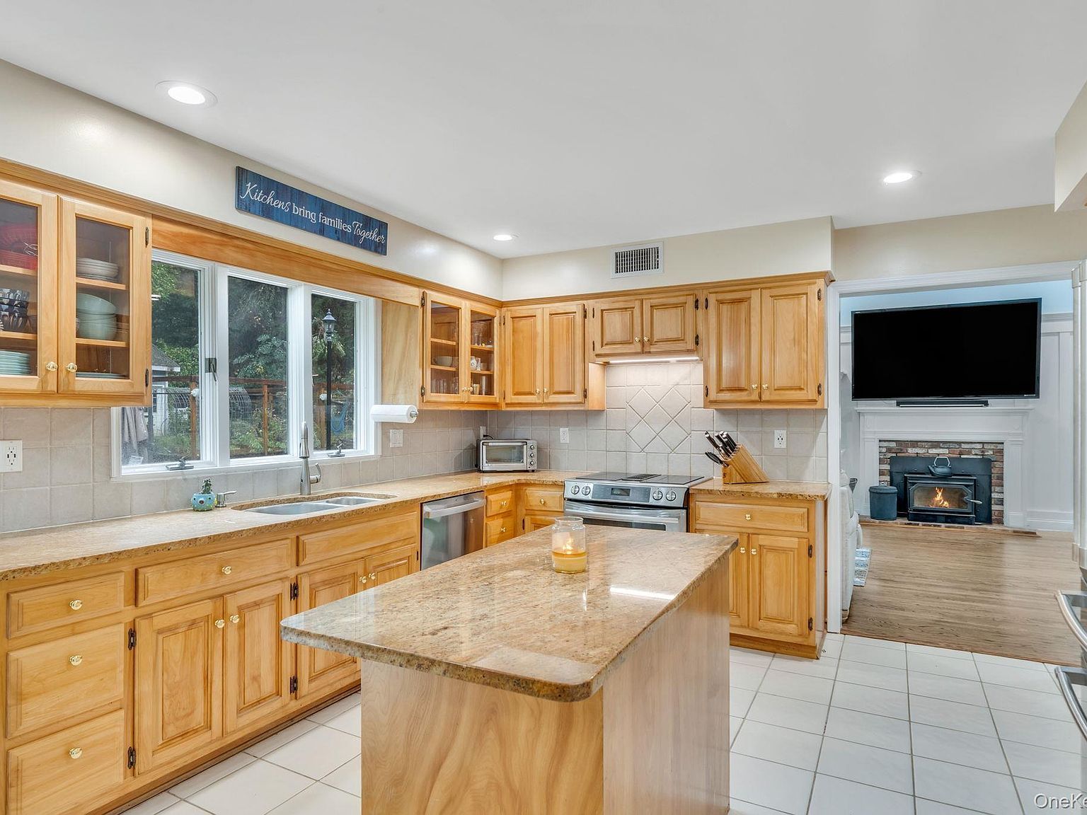 27 Tower Hill Rd Shoreham, NY 11786  | Single Family