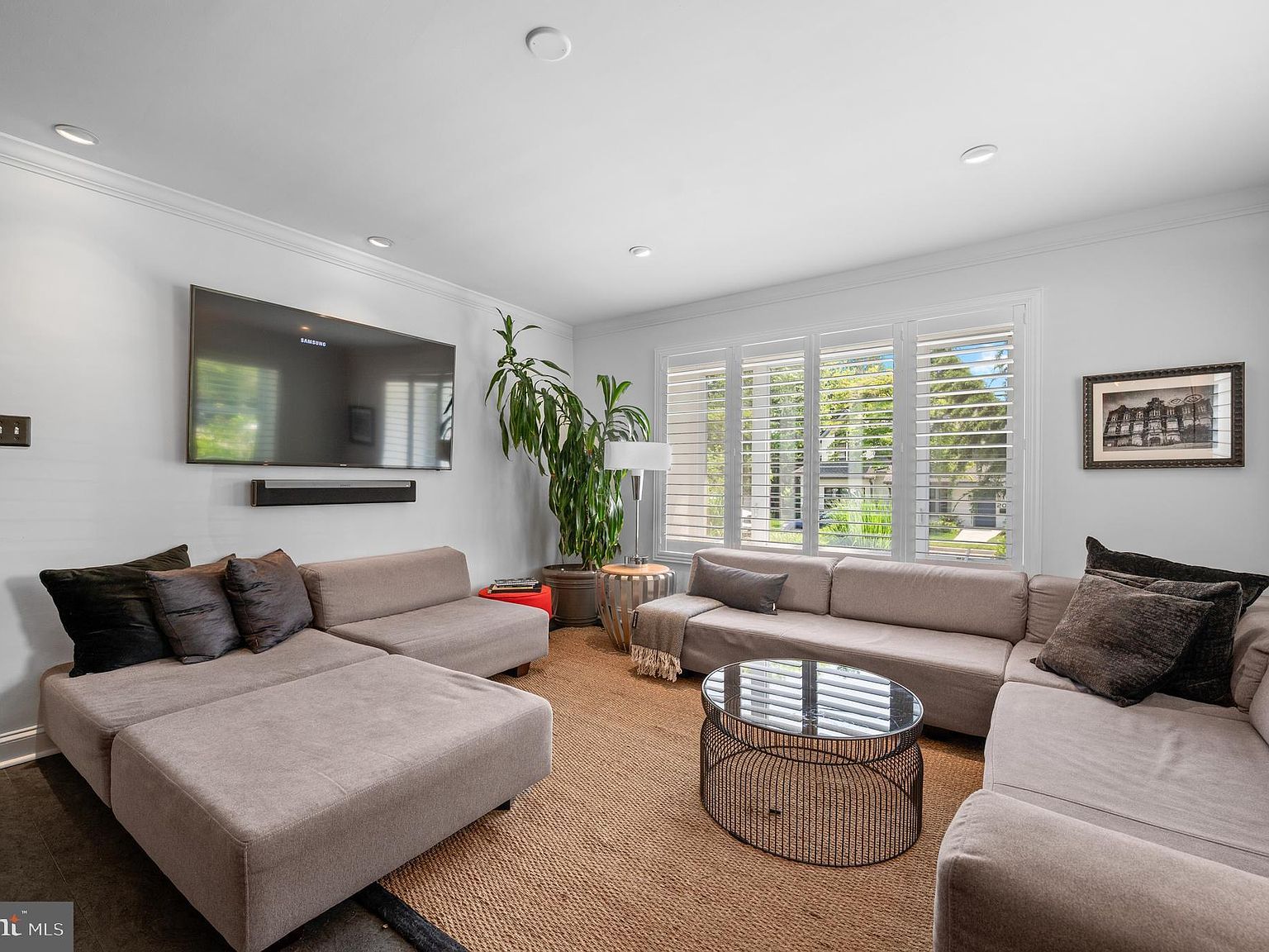 203 E 5th St Media, PA 19063  | Single Family