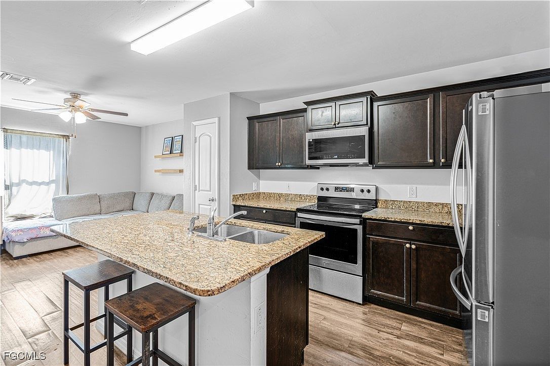 216 Des Cartes St Fort Myers, FL 33913  | Single Family