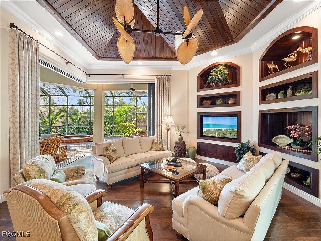 1265 Canterbury Dr Fort Myers, FL 33901  | Single Family