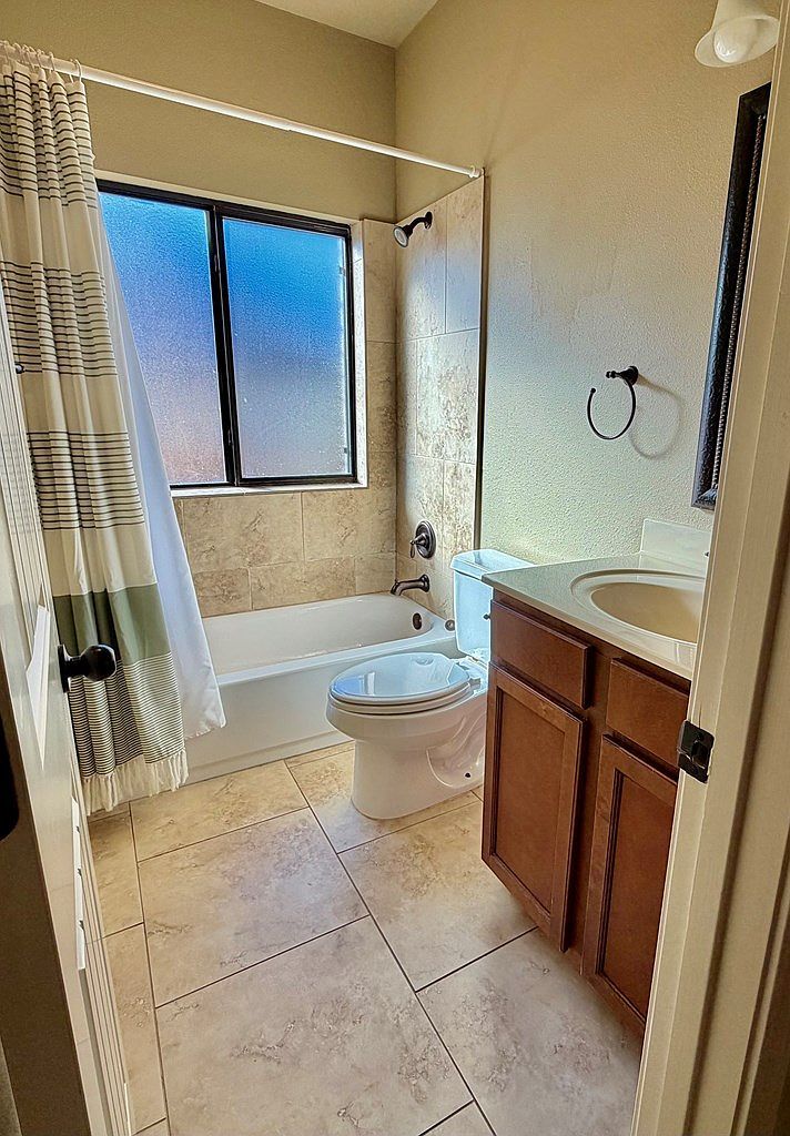 704 Darlington Dr Fredericksburg, TX 78624 | Single Family