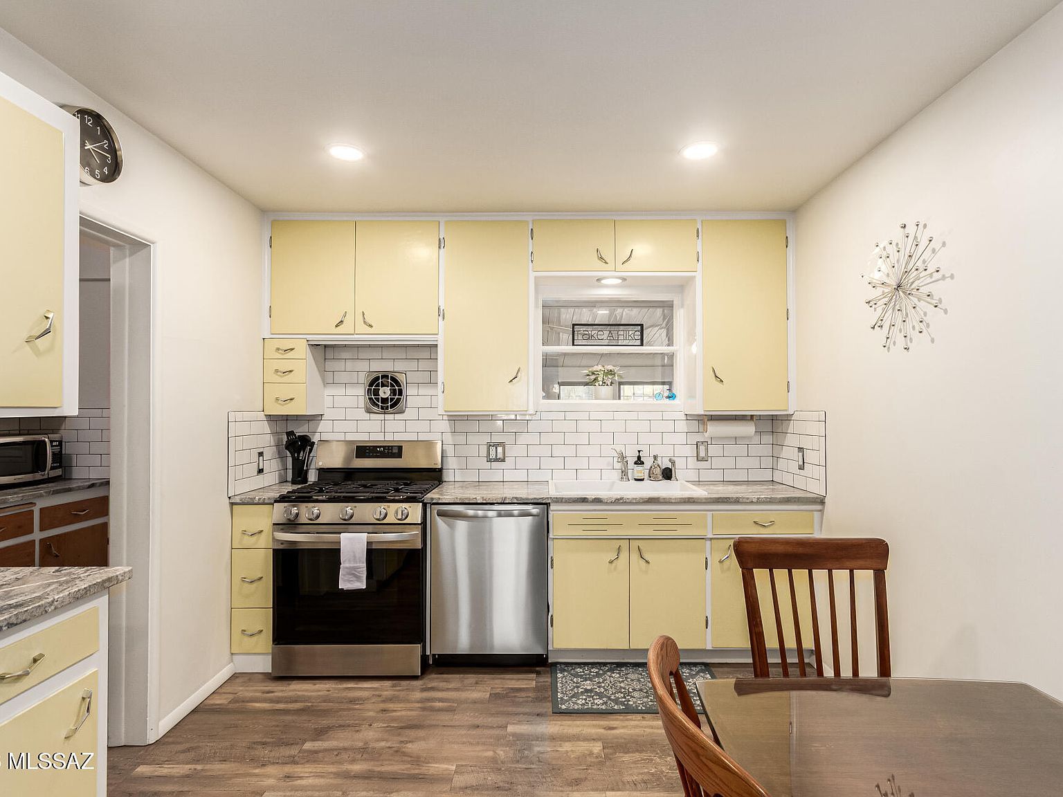 1501 N Cloverland Ave Tucson, AZ 85712  | Single Family