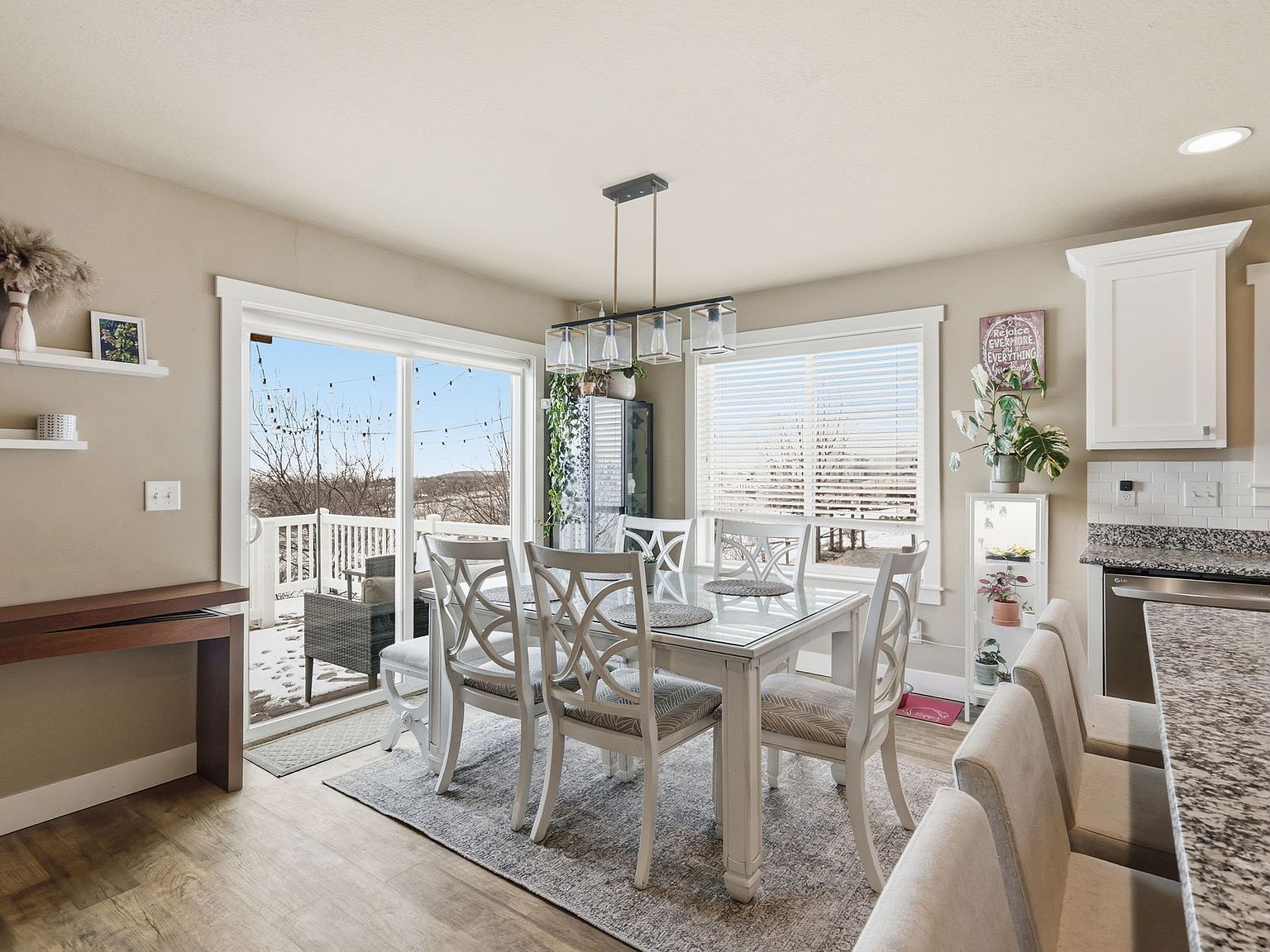 555 N 750 E Hyde Park, UT 84318  | Single Family