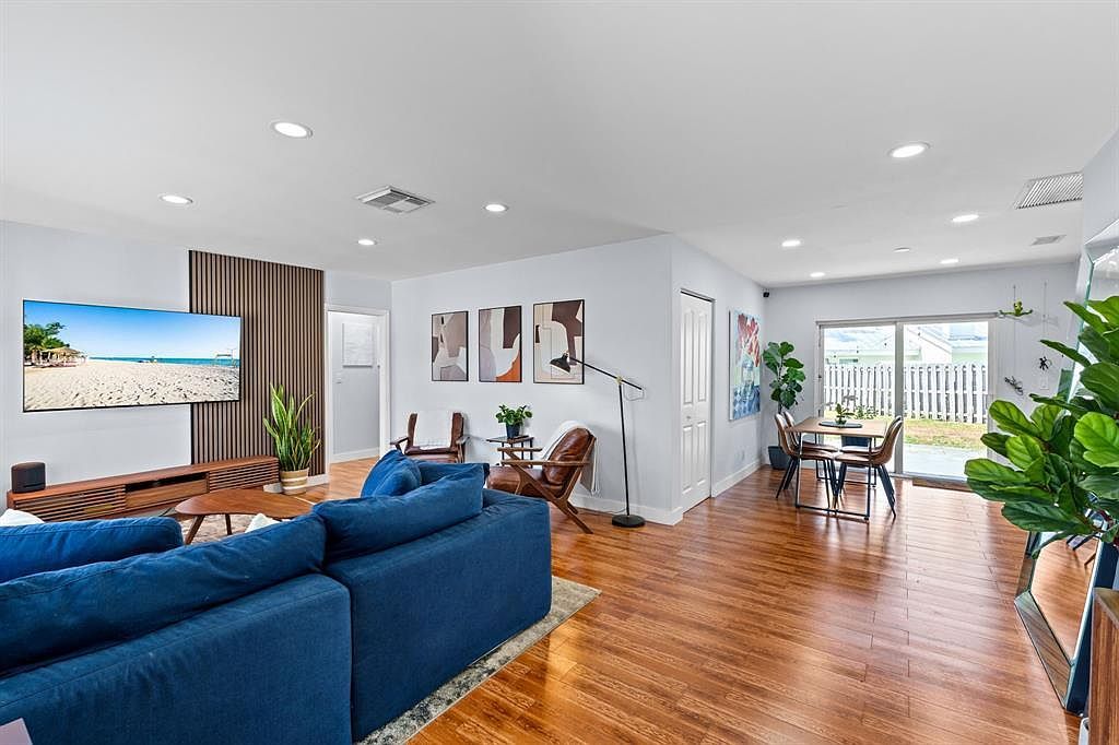 6711 NW 28th Ave Fort Lauderdale, FL 33309 | Single Family