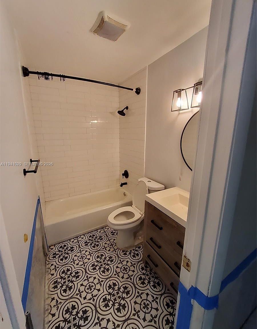 2221 NW 170th St Miami Gardens, FL 33056  | Single Family