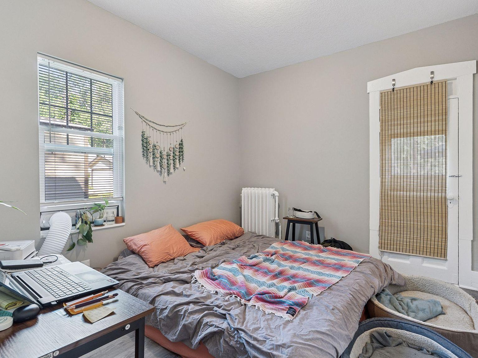 1083 Chatsworth St N Saint Paul, MN 55103  | Multi Family