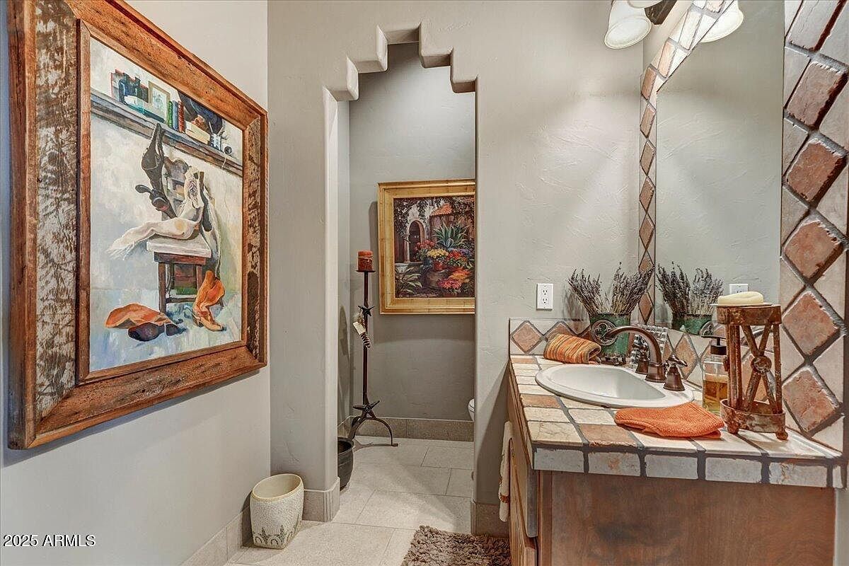 37202 N Holiday Ln Carefree, AZ 85377 | Single Family