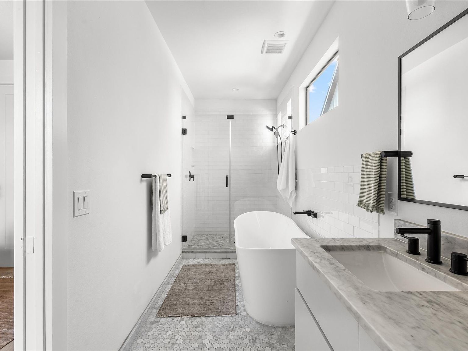 2804 E 22nd St Unit B Austin, TX 78722  | Single Family