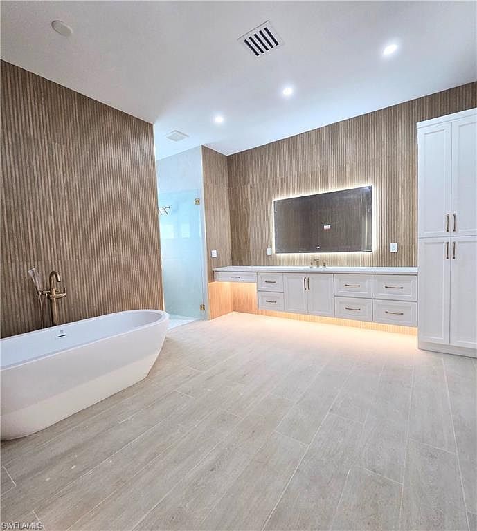 264 13th St NW Naples, FL 34120 | Single Family