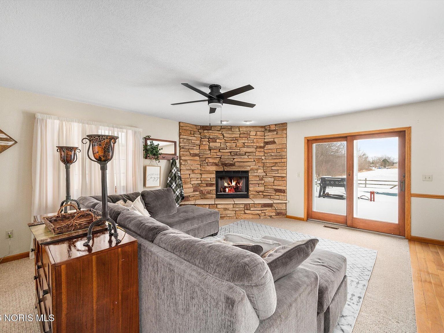 1301 Oaktree Ct Oregon, OH 43616 | Single Family