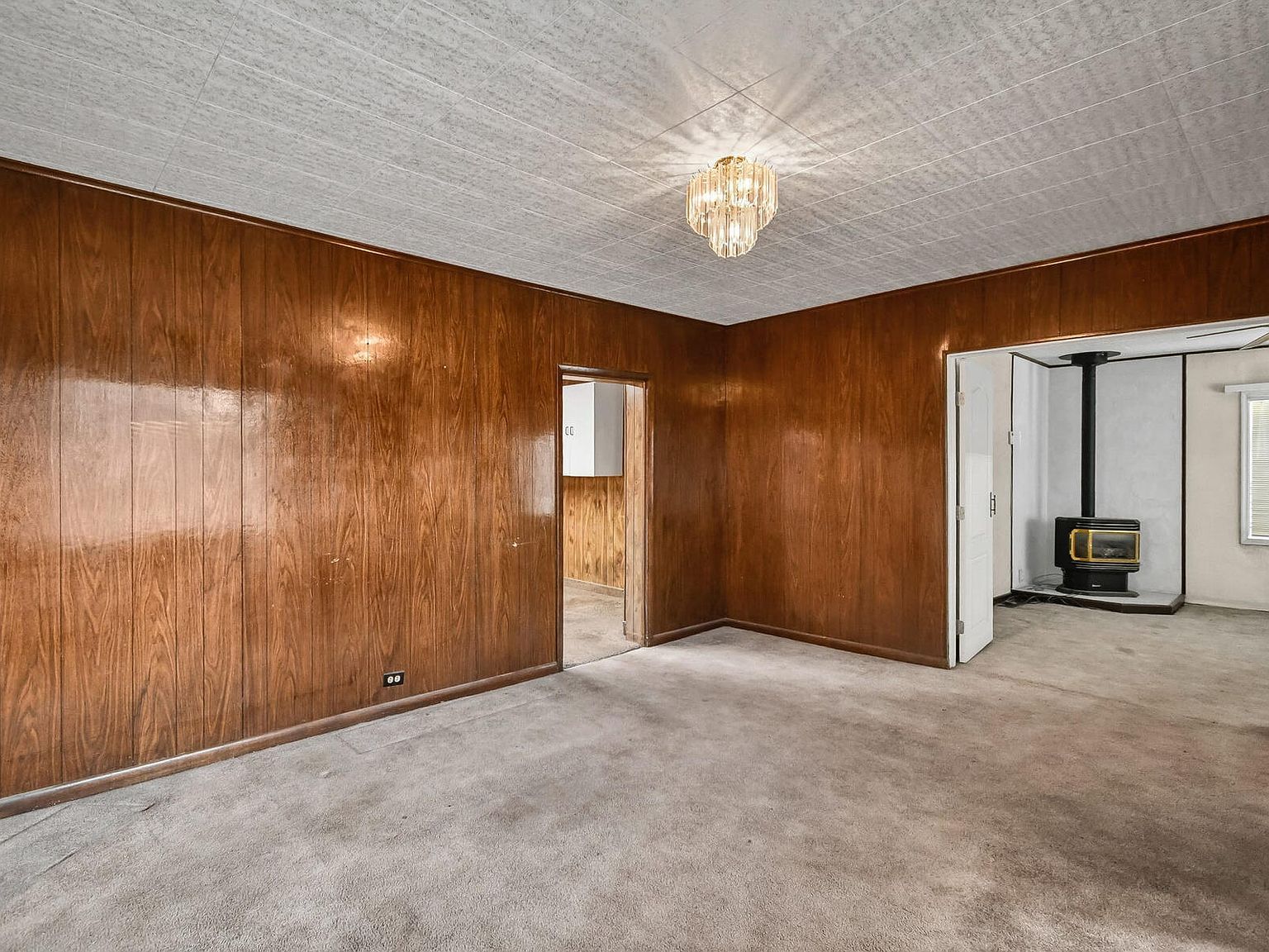 62 N 200 E Richfield, UT 84701  | Single Family