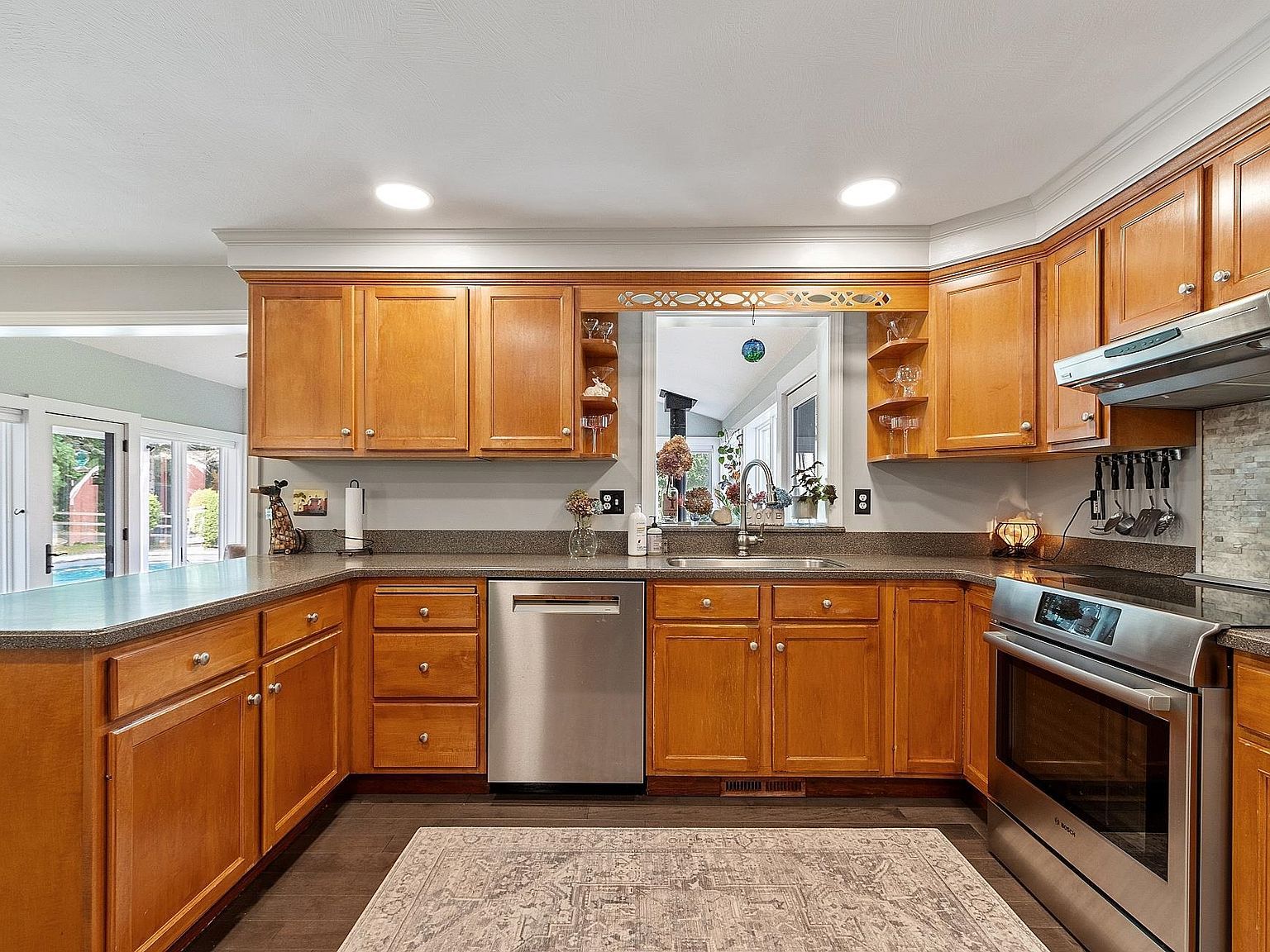 77 Mooar Hill Rd Hollis, NH 03049  | Single Family