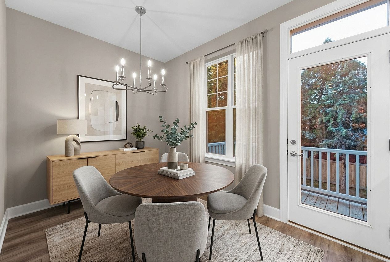 128 E Main St Cary, IL 60013  | New build