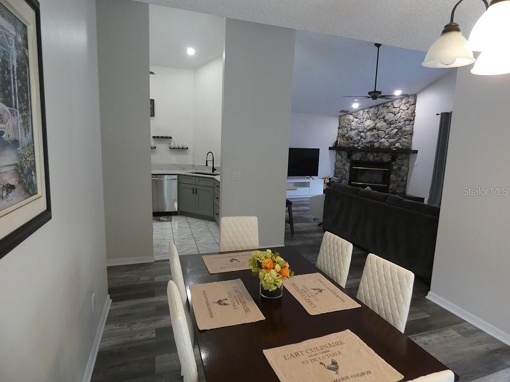 6534 Foxmoor Dr Zephyrhills, FL 33542  | Single Family