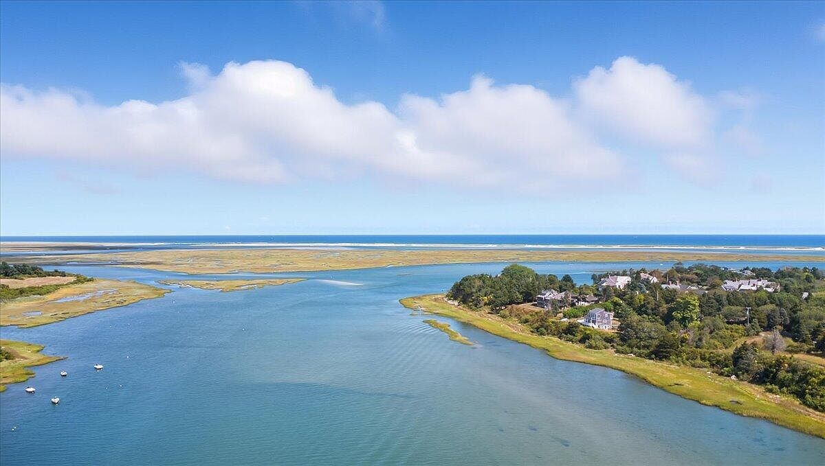 60 Smith Heights Way Eastham, MA 02642  | Single Family