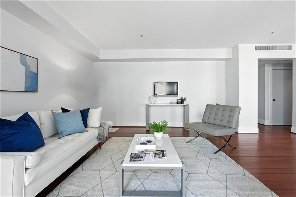 197 8th St APT 501 Charlestown, MA 02129  | Condominium