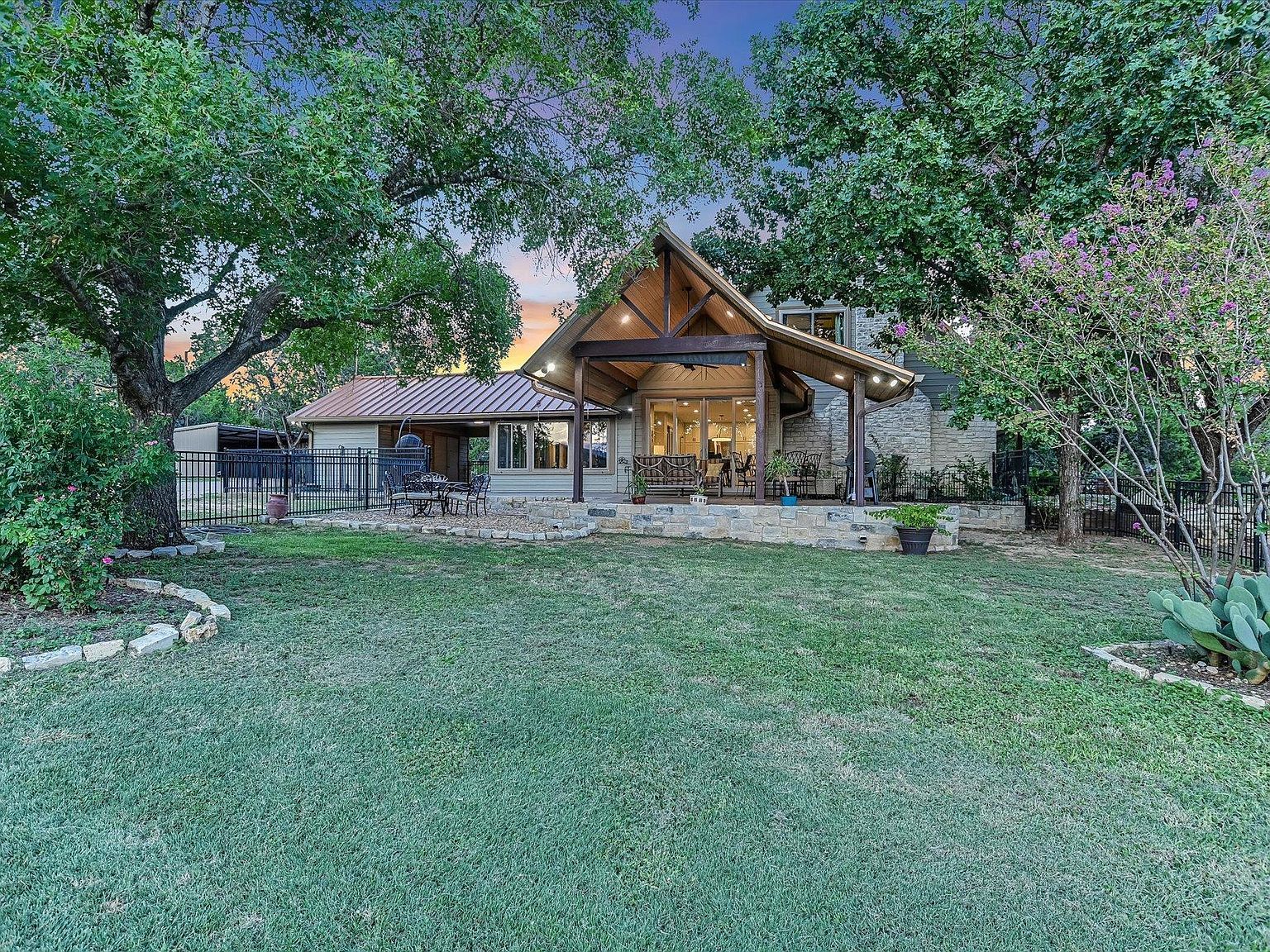 1005 County Road 414 Spicewood, TX 78669  | Single Family