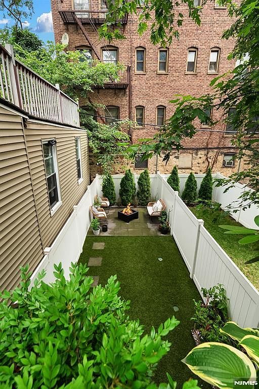 18 1/2 Highland Ave Jersey City, NJ 07306 | New build