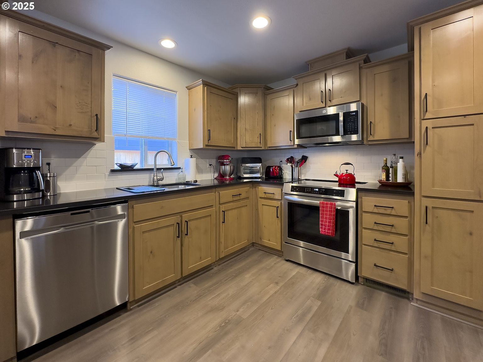 5262 Nopal St Florence, OR 97439  | New build