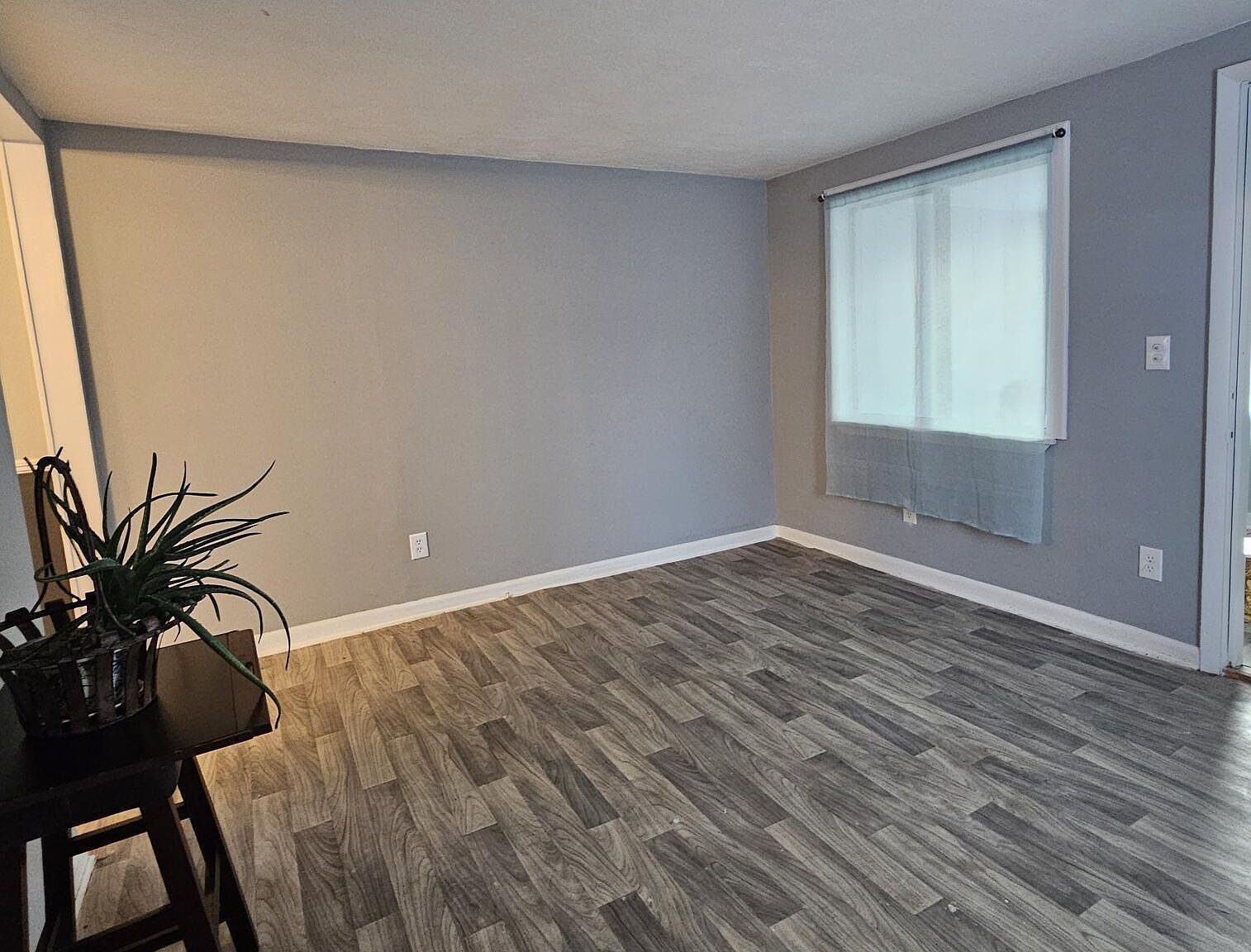 1731 Lyons Ave Lansing, MI 48910  | Single Family