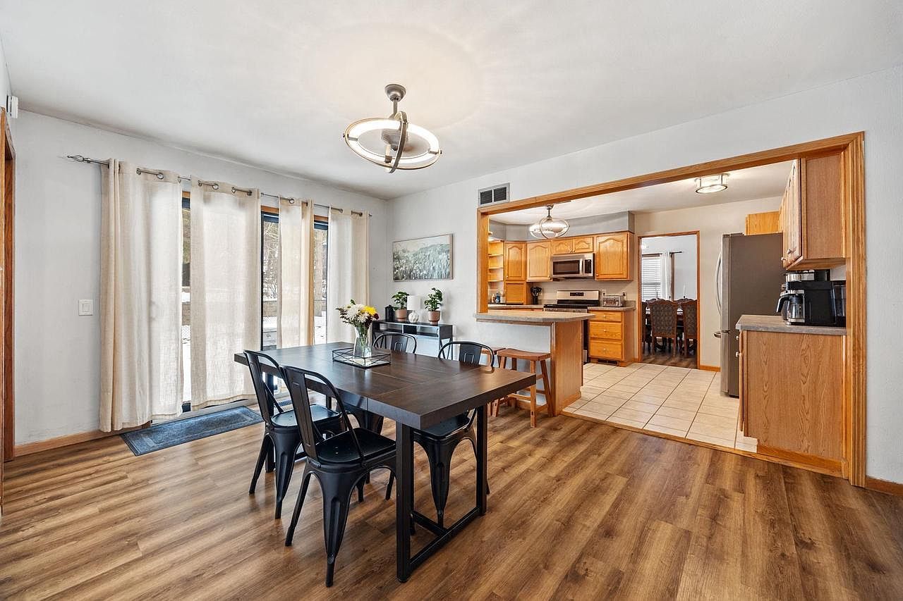 375 Greendale Dr Janesville, WI 53546  | Single Family