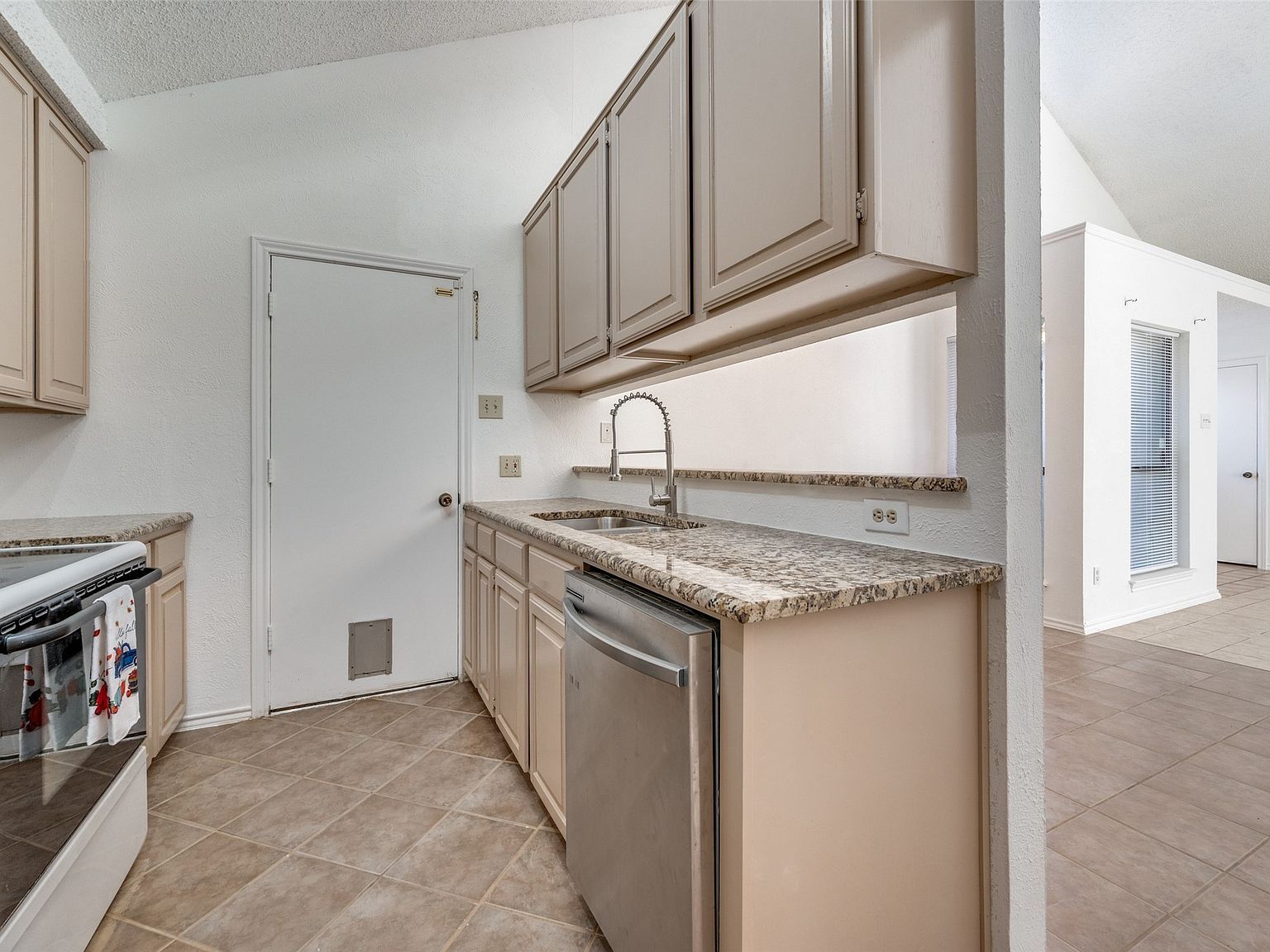 2002 Verlaine Dr Carrollton, TX 75007 | Single Family