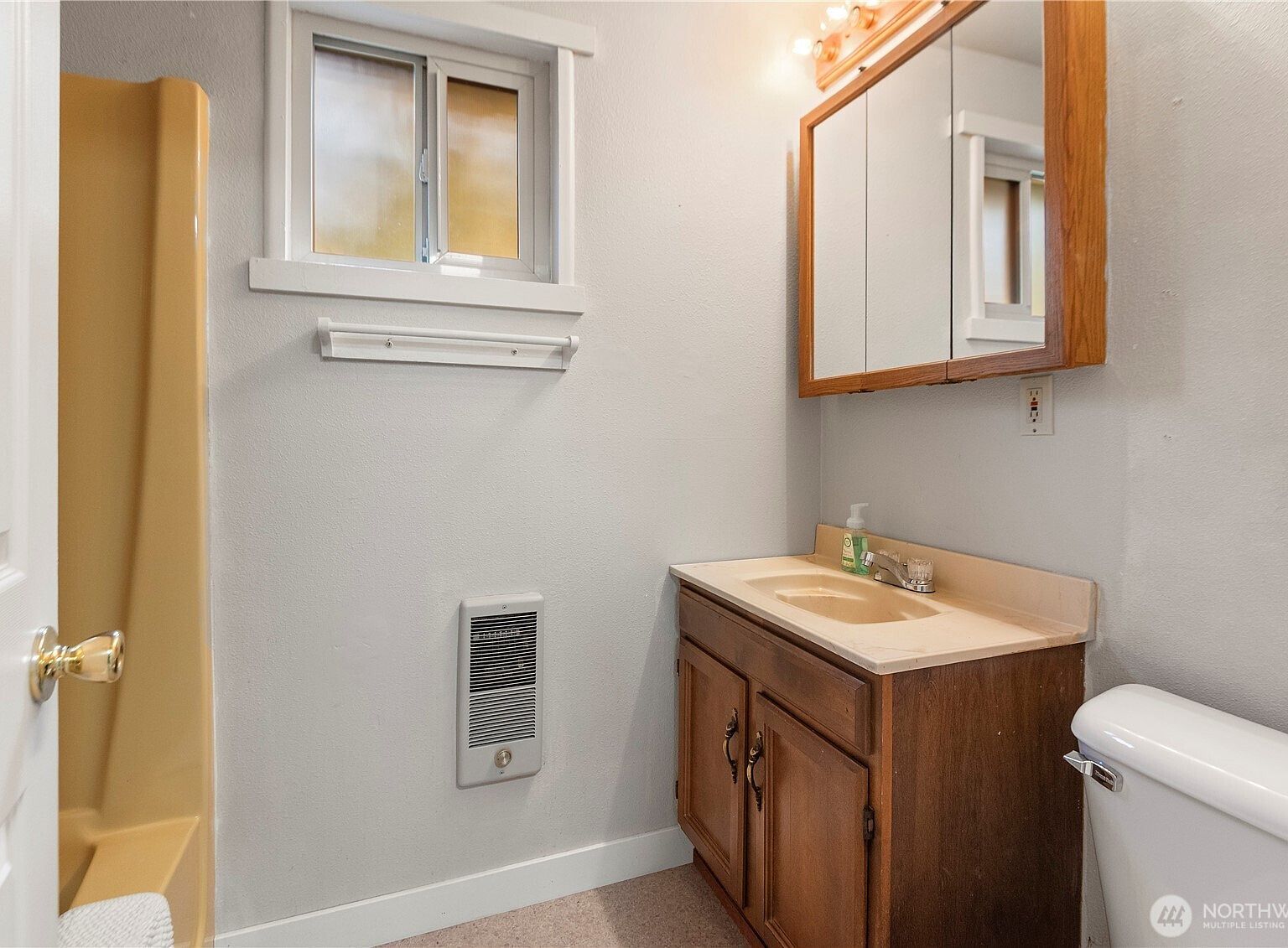 141 N Handicap Pl Hoodsport, WA 98548 | Single Family