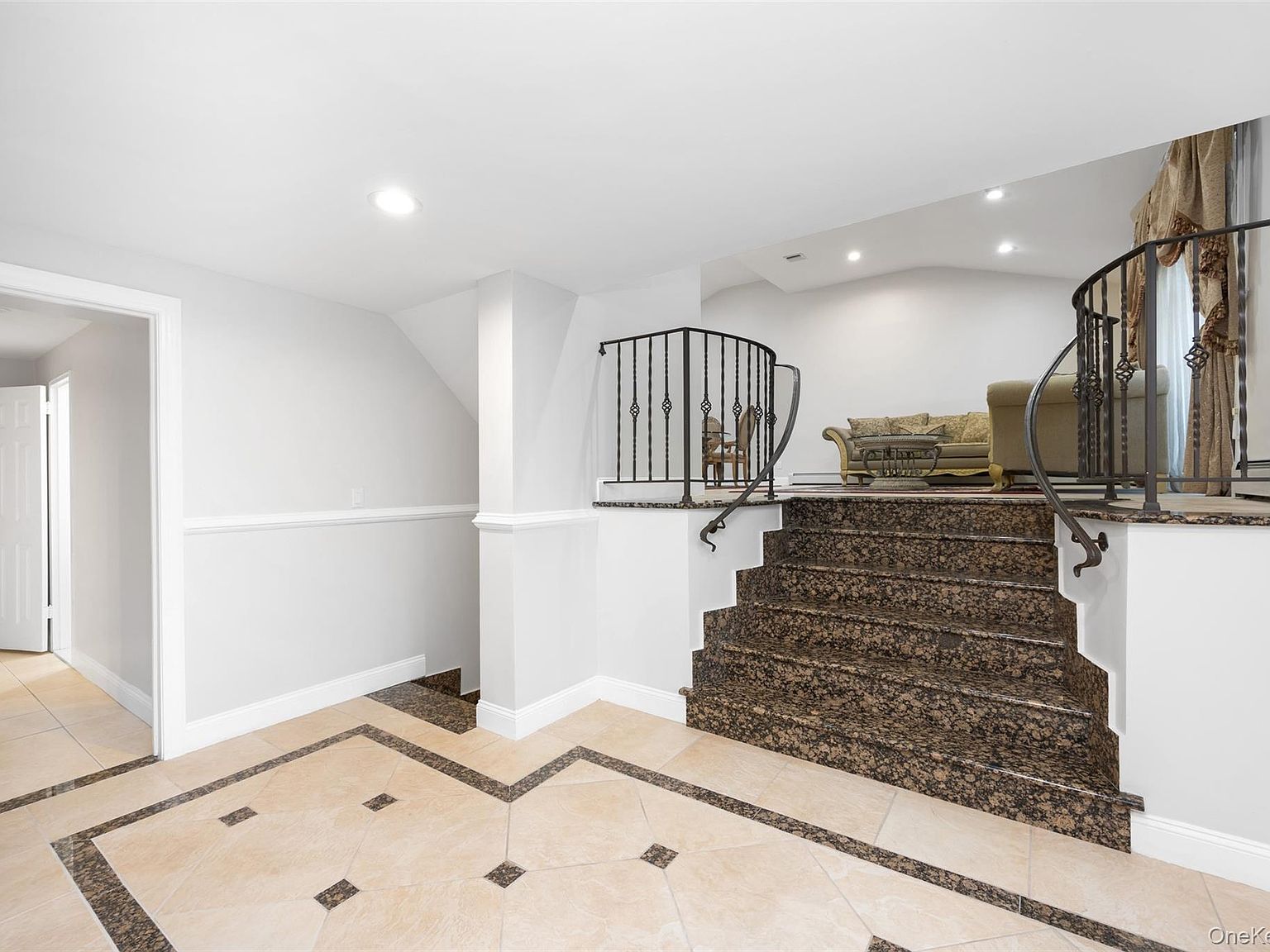 36 Red Spring Ln Glen Cove, NY 11542  | Single Family