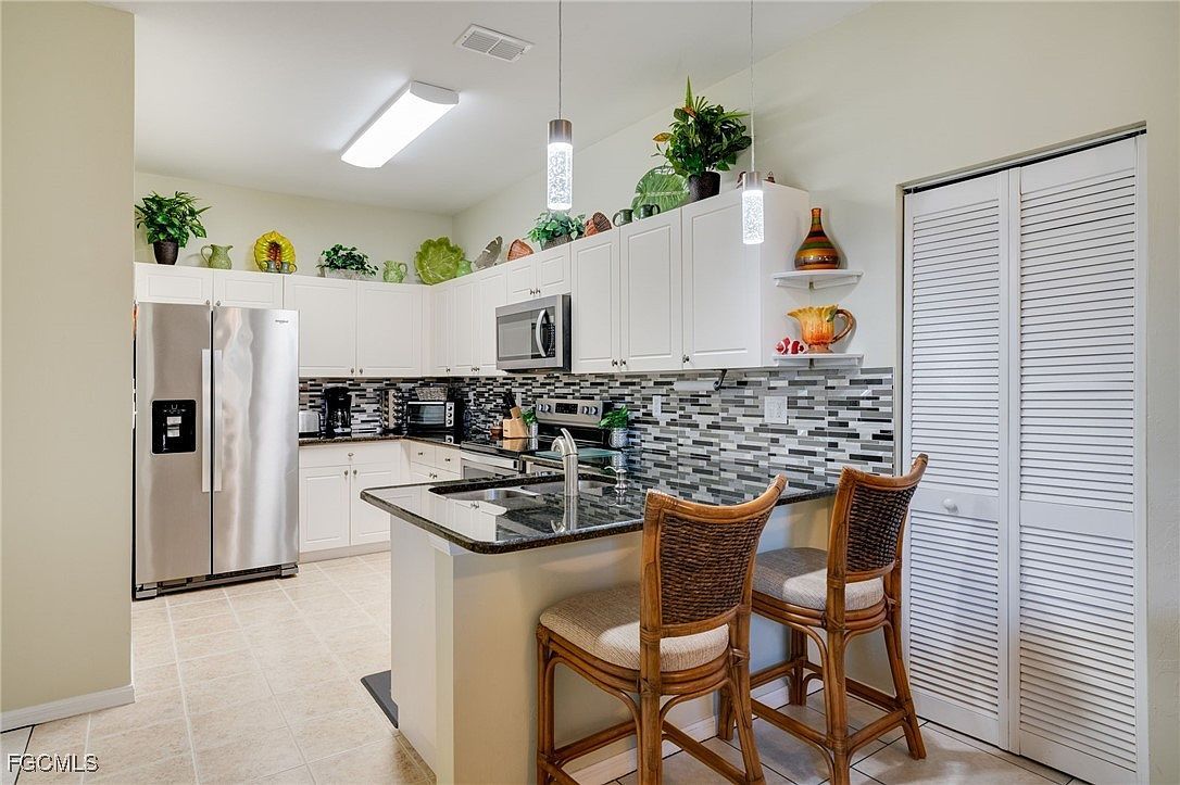 15560 Bellamar Dr APT 1722 Fort Myers, FL 33908 | Condominium