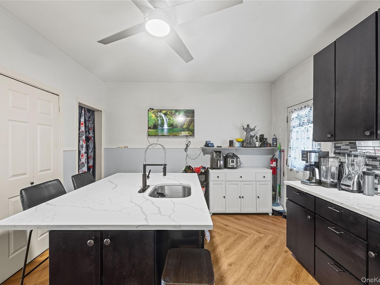 37 Moquette Row S Yonkers, NY 10703  | Single Family