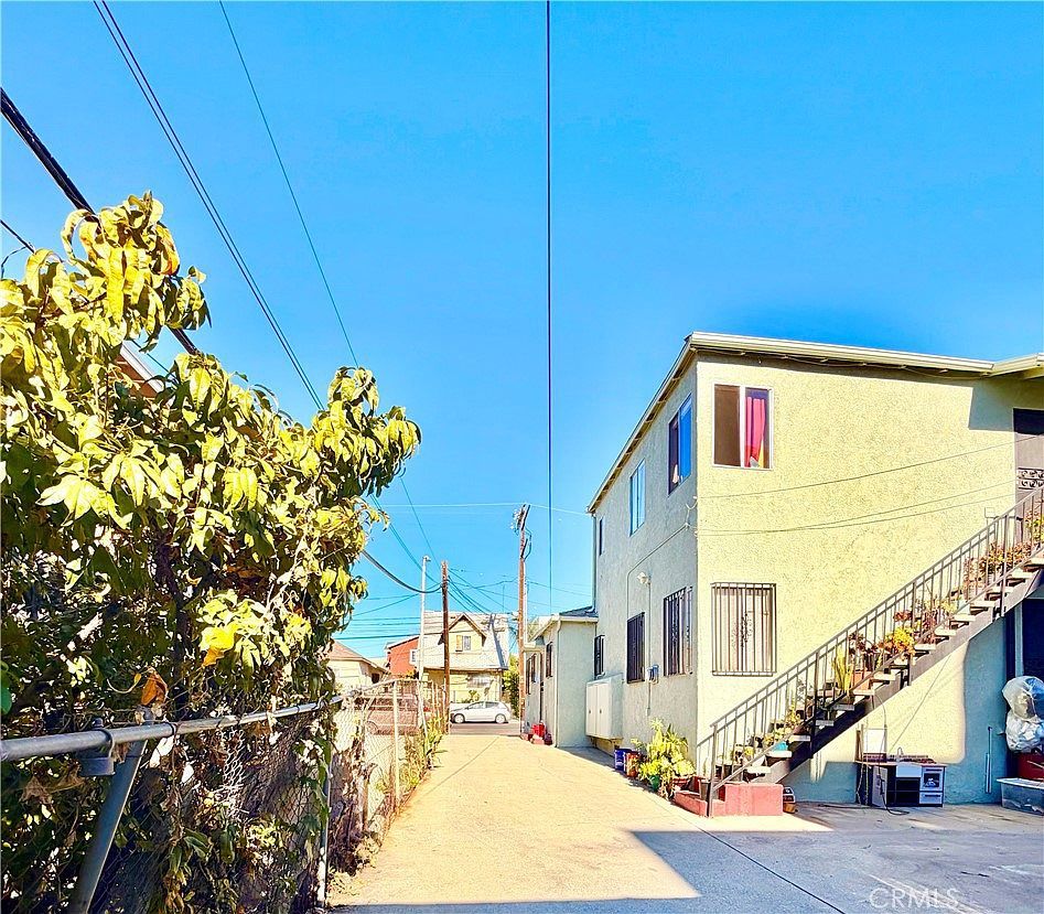 2316 Michigan Ave Los Angeles, CA 90033  | Multi Family