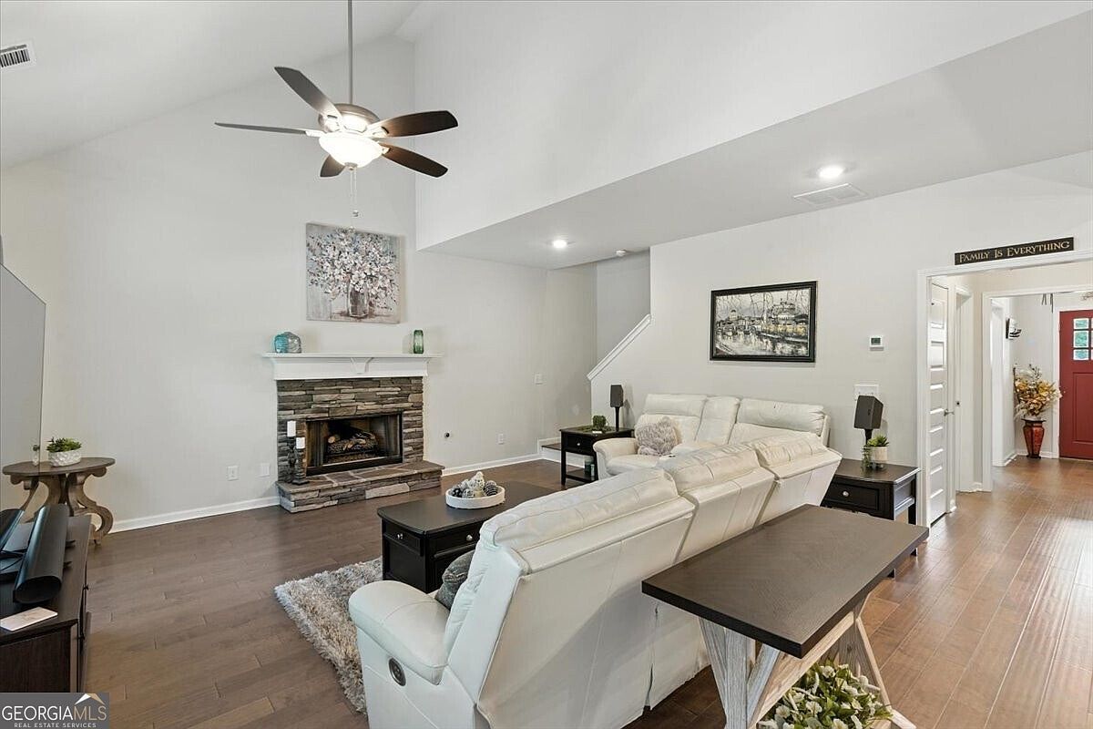 519 Amber Stone Waleska, GA 30183  | Single Family