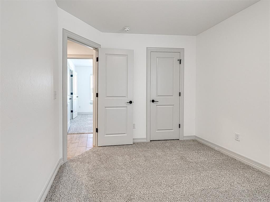 7700 Three Woods Ln Yukon, OK 73099  | Single Family