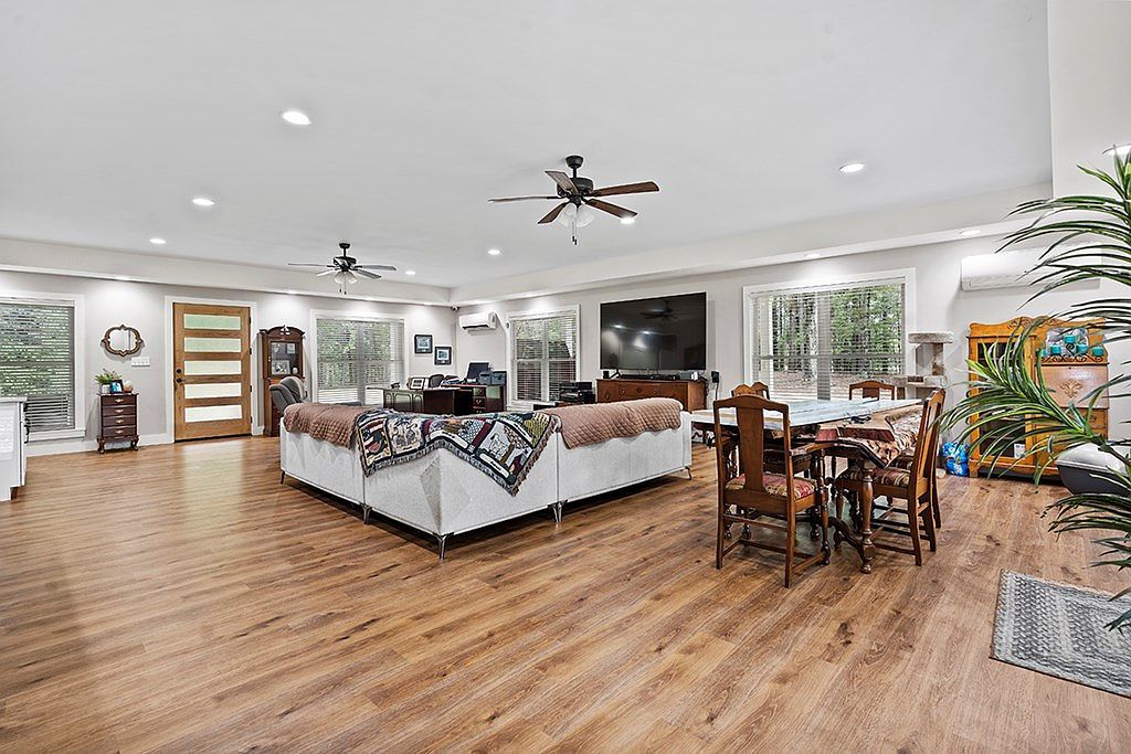 807 Fairforest Dr Greenwood, SC 29646  | Single Family