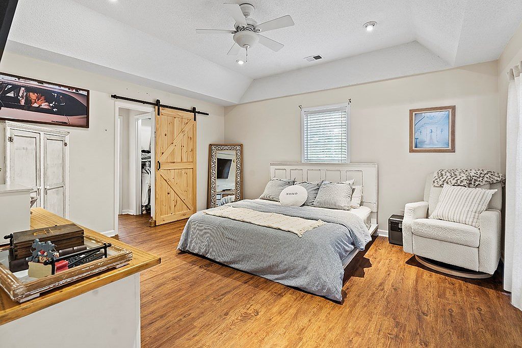 401 Bent Creek Rd Greenwood, SC 29649  | Single Family