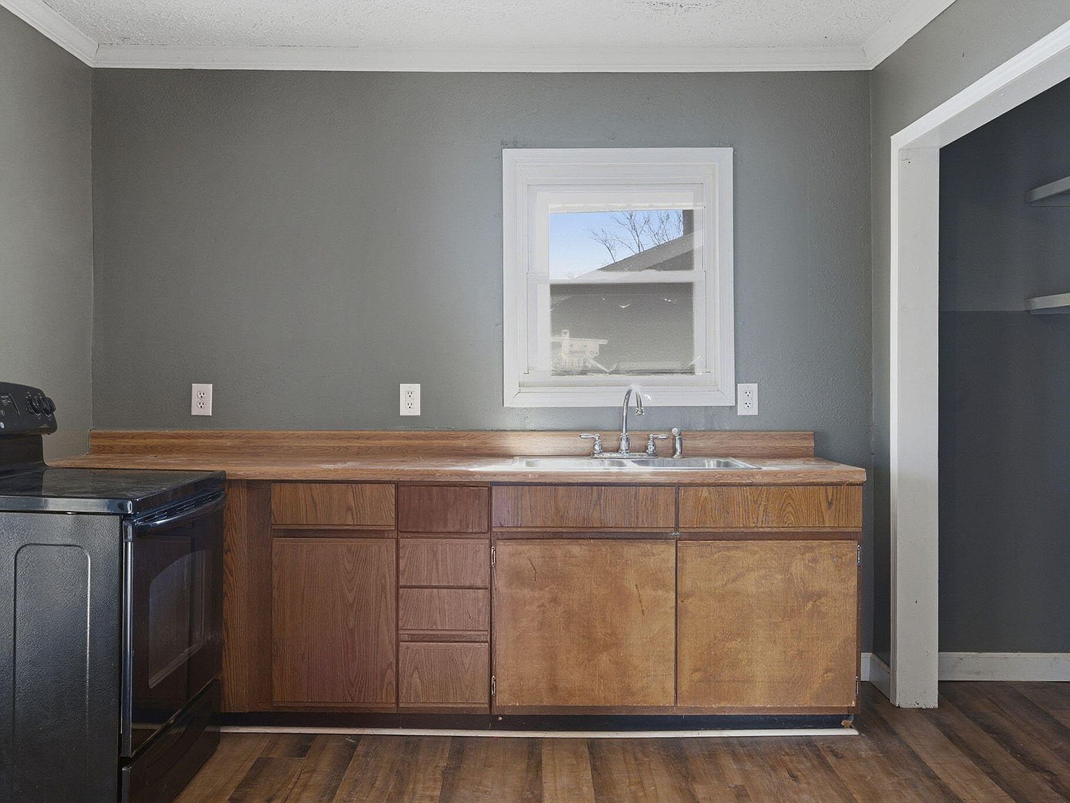 2632 N Kellett Ave Springfield, MO 65803  | Single Family