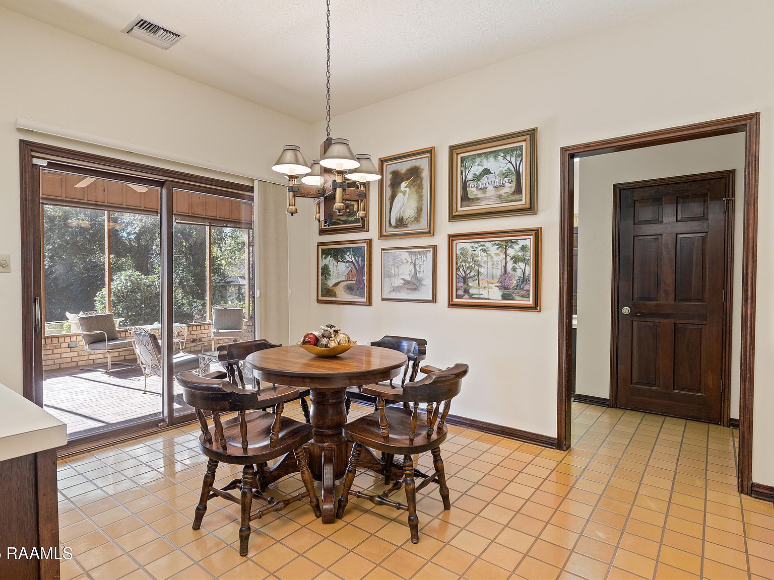 5308 Shoreline Dr New Iberia, LA 70563  | Single Family