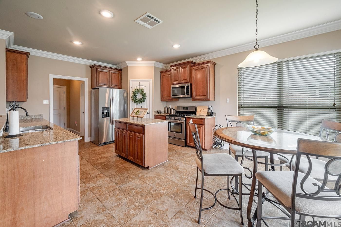 20211 Long Lake Dr Hammond, LA 70403 | Single Family