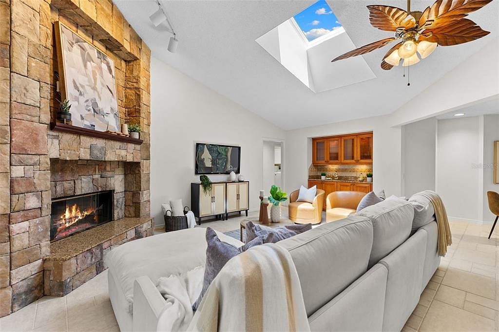 3275 Cobbs Dr Palm Harbor, FL 34684 | Single Family