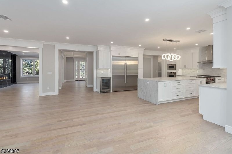 520 Clinton Ave Wyckoff, NJ 07481  | Single Family