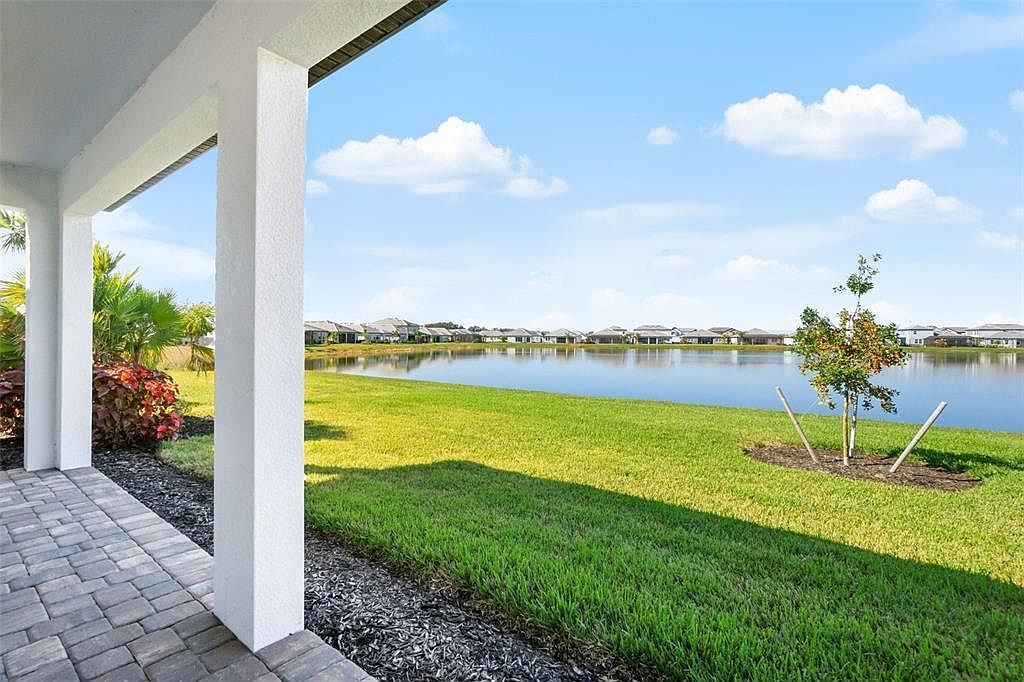 17333 Savory Mist Cir Bradenton, FL 34211  | Single Family