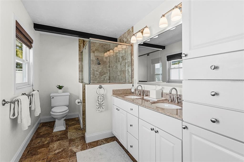 1920 Wisteria St Sarasota, FL 34239  | Single Family