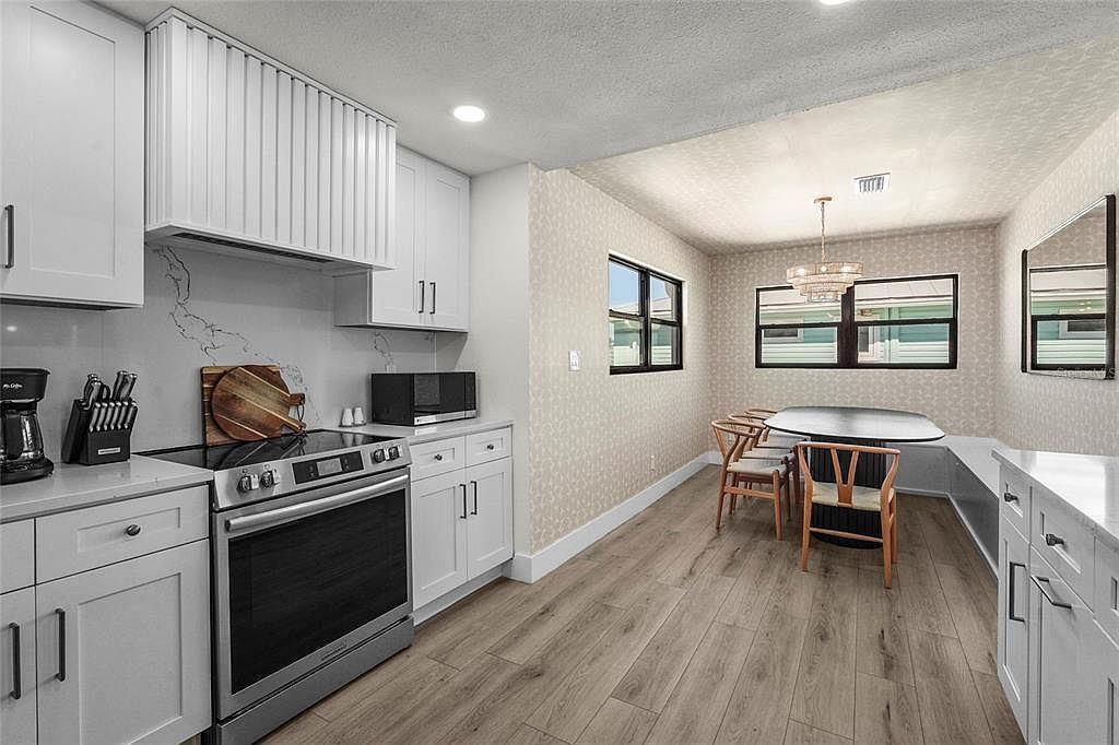 519 Loquat Dr Anna Maria, FL 34216  | Single Family