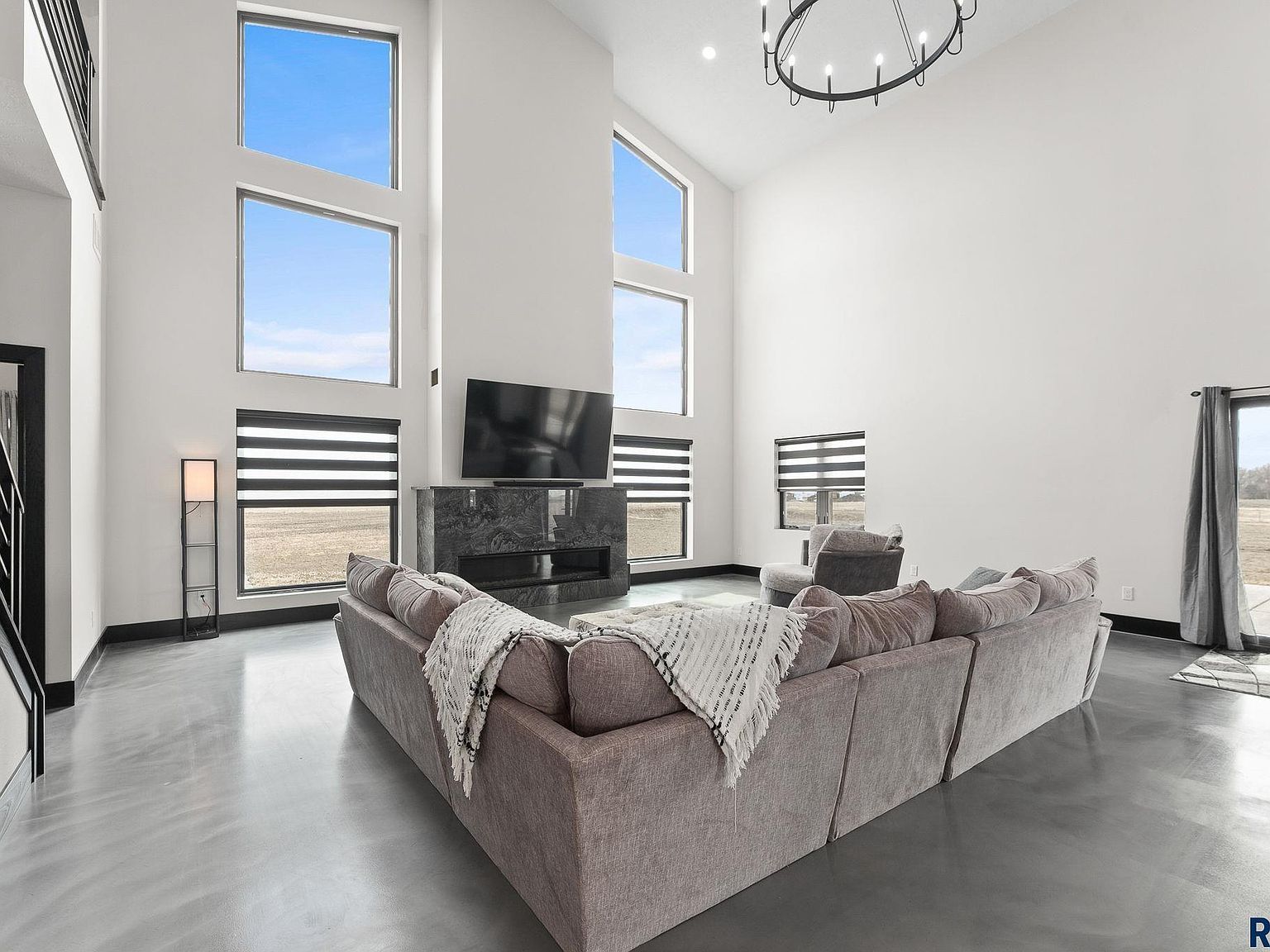 27704 467th Ave Lennox, SD 57039 | Single Family