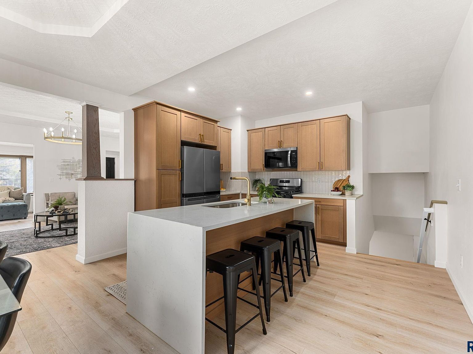 1101 S 2nd Ave Sioux Falls, SD 57105  | Single Family