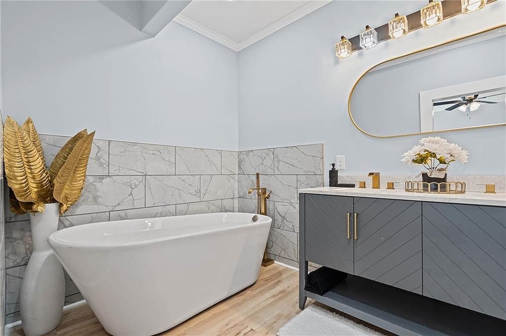 1850 Old Shell Rd Mobile, AL 36607  | Single Family