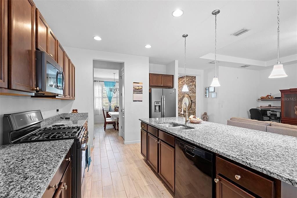 462 Briarbrook Way Deland, FL 32724  | Single Family