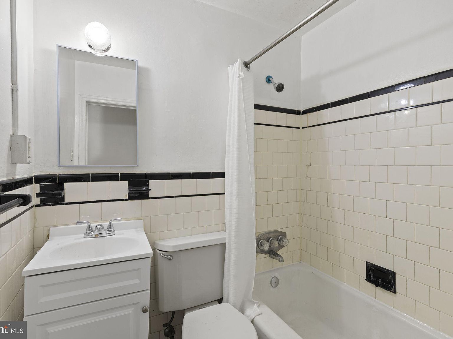 5626 Midwood Ave Baltimore, MD 21212 | Single Family