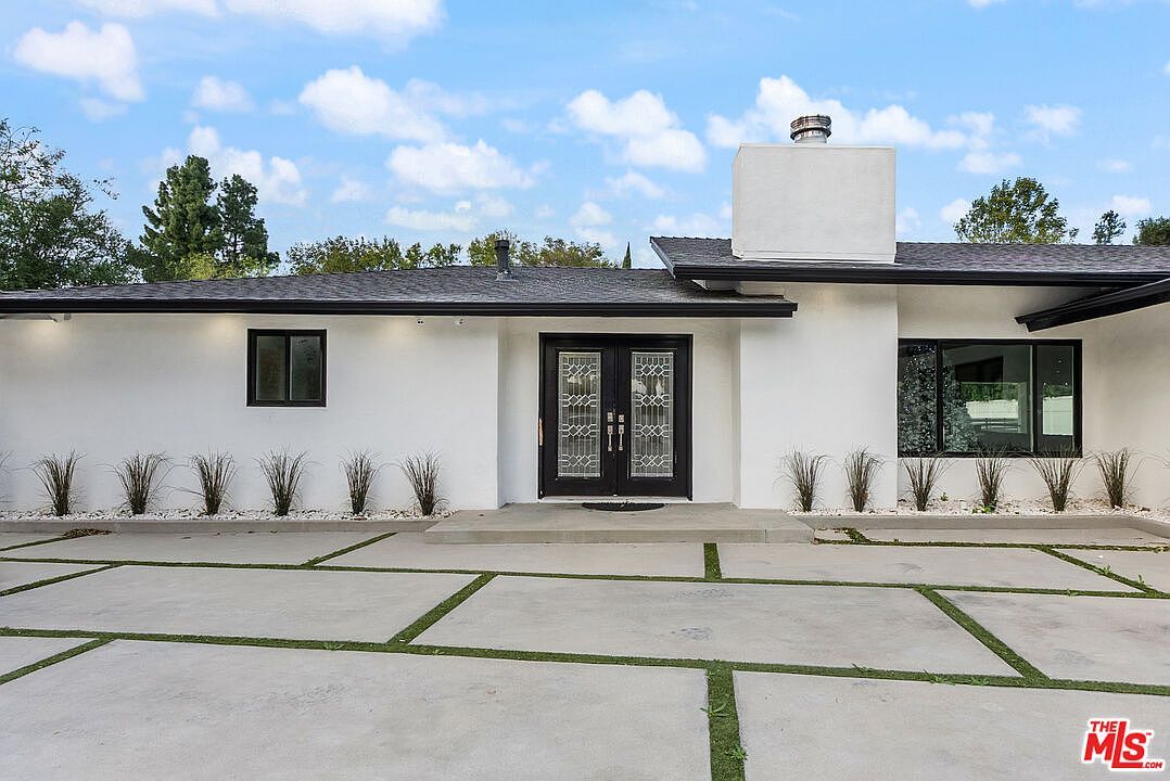 17211 Parthenia St Northridge, CA 91325 | Single Family