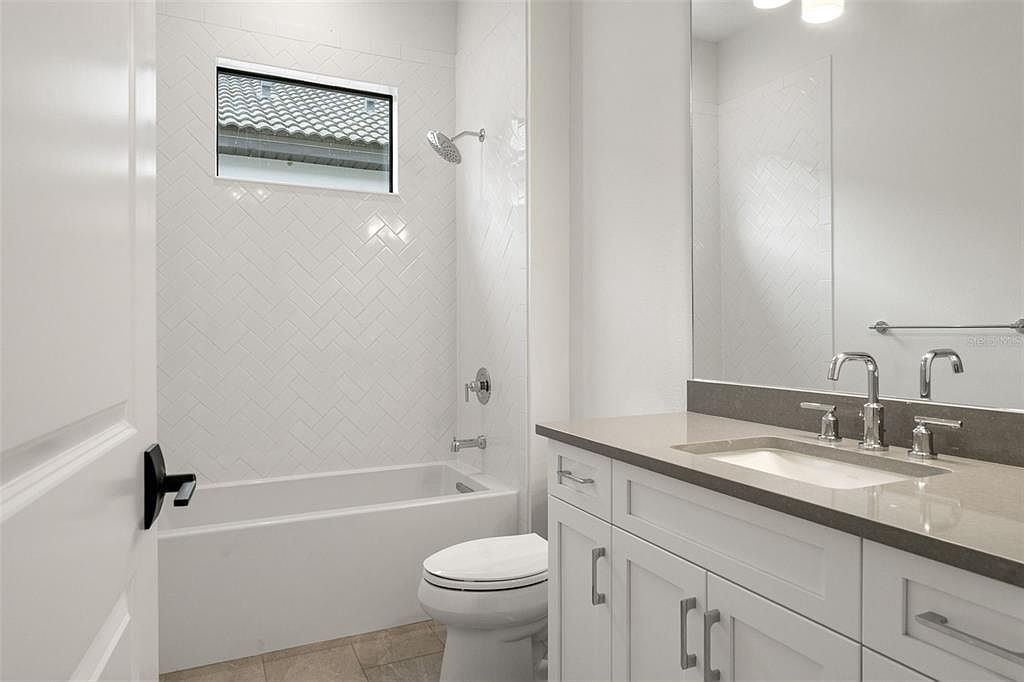 552 Bocelli Dr Nokomis, FL 34275  | Single Family